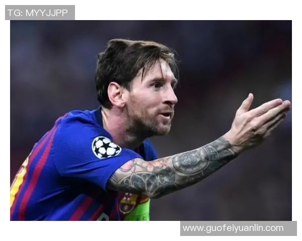 当梅西变梅菜扣肉时C罗却化身成罗宋汤