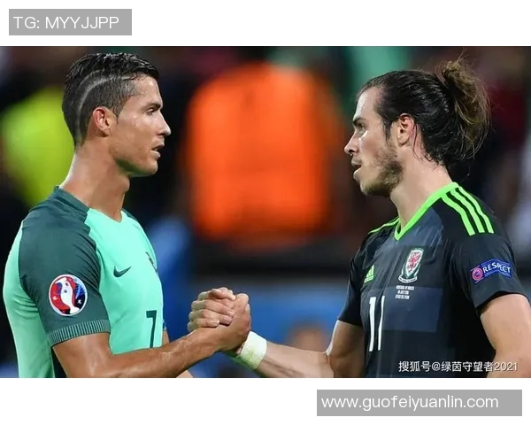 足球巨星温情时刻 聚焦球星家庭生活背后的真实故事 足球巨星温情时刻 聚焦球星家庭生活背后的真实故事